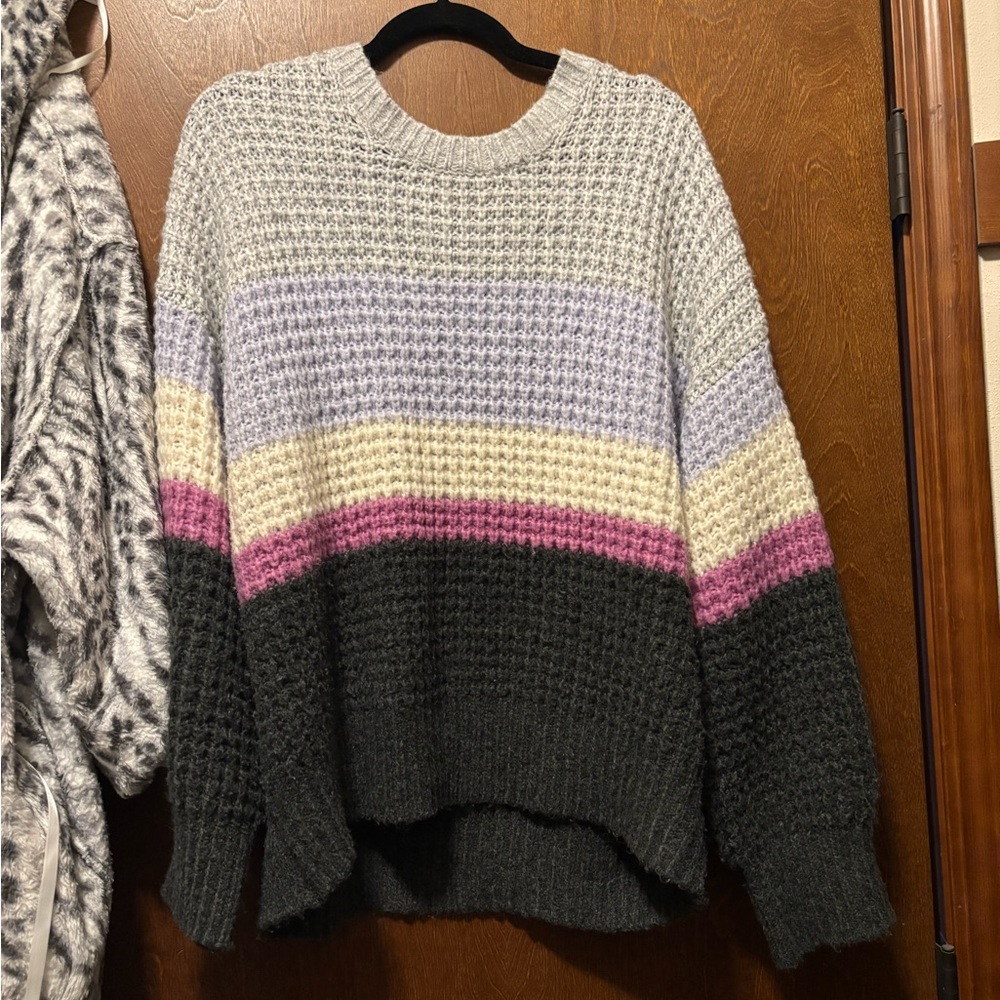 Universal Thread Women's Colorblock Sweater - Gray, Cream, Pink, Black